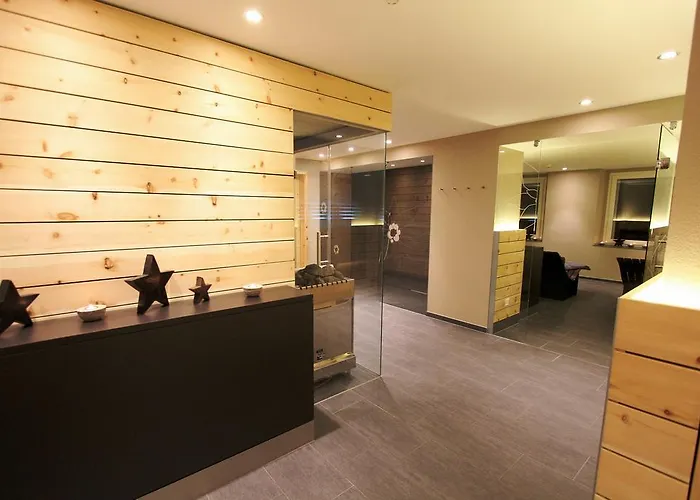 The Excelsior Ostfluegel Otel