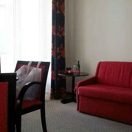 Отель The Excelsior Ostfluegel Ароза