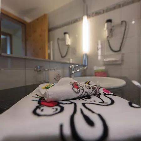 The Excelsior Ostfluegel Ароза