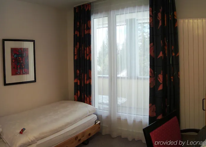 The Excelsior Ostfluegel Szálloda